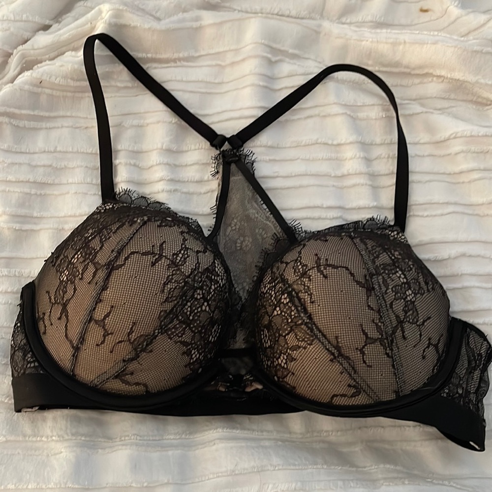 Victoria’s Secret Bombshell Bra